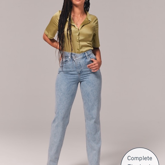 ABERCROMBIE CURVE LOVE ULTRA HIGH RISE 90s STRAIGHT JEAN - Picture 3 of 6